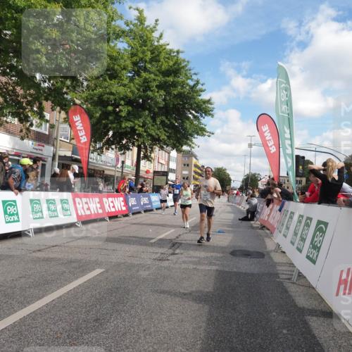 15.09.2024 - PSD Bank Halbmarathon Miley Keyser http://msf.ph/oto/7074394 15.09.2024 12:30:45 Ziel 2152, 2347, 2447, 3134, 3261, 3346, 3352 meine-sportfotos.de