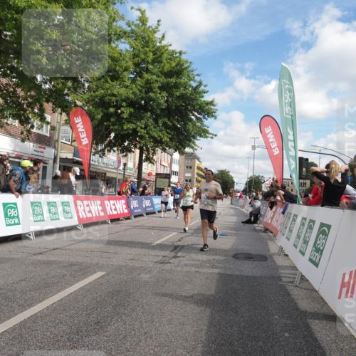 15.09.2024 - PSD Bank Halbmarathon Miley Keyser http://msf.ph/oto/7074398 15.09.2024 12:30:45 Ziel 2152, 2347, 2447, 3134, 3261, 3346, 3352 meine-sportfotos.de