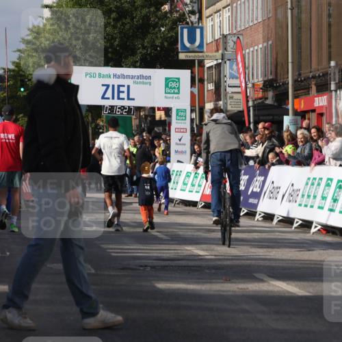 15.09.2024 - PSD Bank Halbmarathon Michael Strokosch http://msf.ph/oto/7074401 15.09.2024 10:33:32 Ziel  meine-sportfotos.de