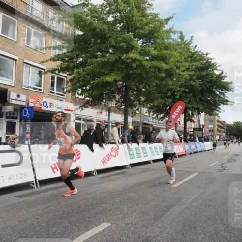 15.09.2024 - PSD Bank Halbmarathon Miley Keyser http://msf.ph/oto/7074406 15.09.2024 11:29:52 Ziel 703, 704, 711, 727, 1041, 1093, 1184, 2469, 2615, 2692, 3512 meine-sportfotos.de