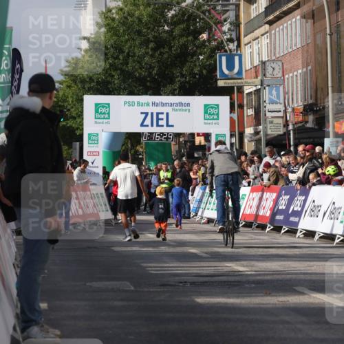 15.09.2024 - PSD Bank Halbmarathon Michael Strokosch http://msf.ph/oto/7074414 15.09.2024 10:33:35 Ziel  meine-sportfotos.de
