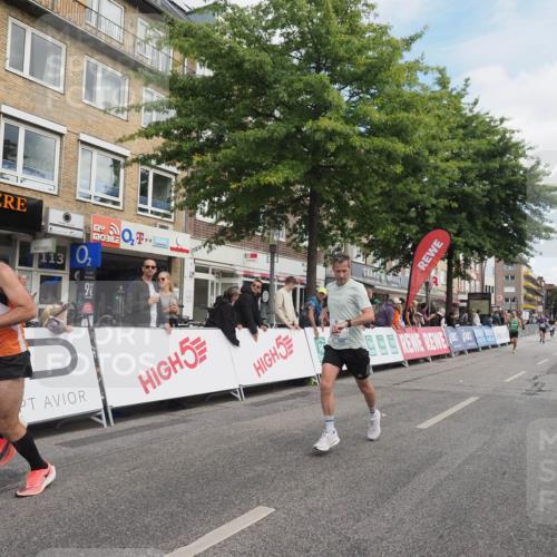 15.09.2024 - PSD Bank Halbmarathon Miley Keyser http://msf.ph/oto/7074419 15.09.2024 11:29:52 Ziel 703, 704, 711, 727, 1041, 1093, 1184, 2469, 2615, 2692, 3512 meine-sportfotos.de