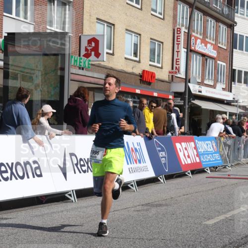 15.09.2024 - PSD Bank Halbmarathon Michael Strokosch http://msf.ph/oto/7074429 15.09.2024 12:14:21 Ziel 1996, 2262, 2350, 3021, 3062, 3228, 3244, 3429, 3557 meine-sportfotos.de