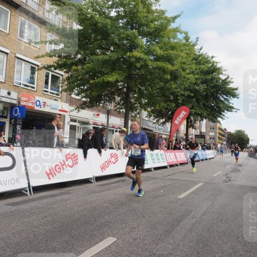 15.09.2024 - PSD Bank Halbmarathon Miley Keyser http://msf.ph/oto/7074466 15.09.2024 11:29:59 Ziel 454, 724, 727, 1041, 1093, 1123, 1184, 2615, 2692 meine-sportfotos.de