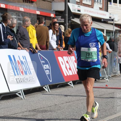 15.09.2024 - PSD Bank Halbmarathon Michael Strokosch http://msf.ph/oto/7074487 15.09.2024 12:14:24 Ziel 1996, 2350, 3021, 3062, 3132, 3228, 3557 meine-sportfotos.de