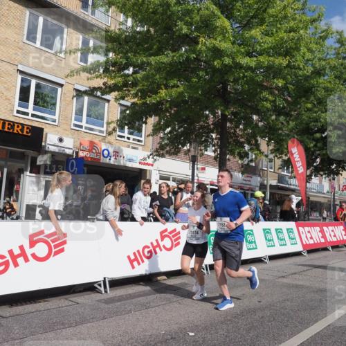 15.09.2024 - PSD Bank Halbmarathon Miley Keyser http://msf.ph/oto/7074488 15.09.2024 12:30:50 Ziel 2152, 2261, 2347, 2447, 3134, 3312, 3352 meine-sportfotos.de