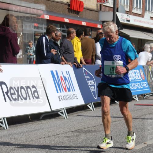 15.09.2024 - PSD Bank Halbmarathon Michael Strokosch http://msf.ph/oto/7074492 15.09.2024 12:14:25 Ziel 1896, 1996, 2350, 3021, 3132, 3228, 3557 meine-sportfotos.de