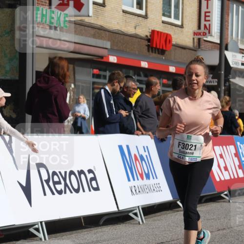 15.09.2024 - PSD Bank Halbmarathon Michael Strokosch http://msf.ph/oto/7074519 15.09.2024 12:14:27 Ziel 1896, 1996, 2350, 3021, 3132, 3228, 3557 meine-sportfotos.de