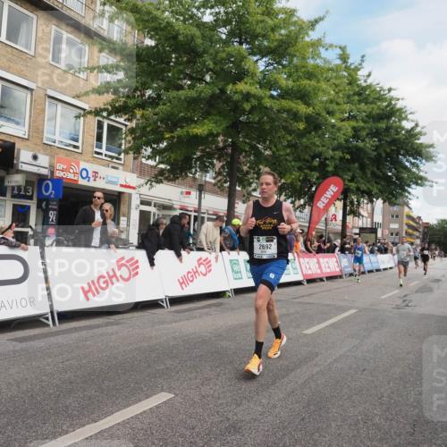 15.09.2024 - PSD Bank Halbmarathon Miley Keyser http://msf.ph/oto/7074532 15.09.2024 11:30:04 Ziel 454, 724, 727, 1093, 1123, 1184, 1339, 1349, 2559, 2615, 2692 meine-sportfotos.de