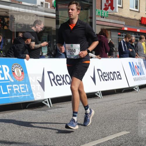 15.09.2024 - PSD Bank Halbmarathon Michael Strokosch http://msf.ph/oto/7074563 15.09.2024 12:14:30 Ziel 972, 1896, 1996, 2350, 3021, 3132 meine-sportfotos.de