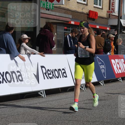 15.09.2024 - PSD Bank Halbmarathon Michael Strokosch http://msf.ph/oto/7074596 15.09.2024 12:14:33 Ziel 972, 1896, 2350, 2573, 3021, 3132 meine-sportfotos.de