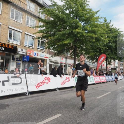 15.09.2024 - PSD Bank Halbmarathon Miley Keyser http://msf.ph/oto/7074601 15.09.2024 11:30:09 Ziel 454, 724, 732, 827, 892, 922, 1123, 1184, 1339, 1349, 2559, 2692 meine-sportfotos.de