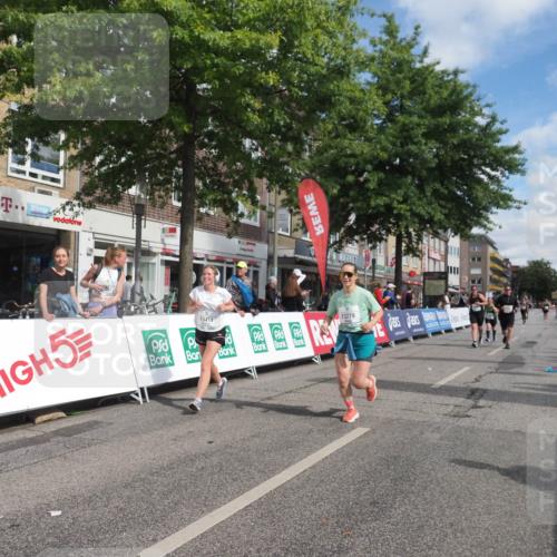 15.09.2024 - PSD Bank Halbmarathon Miley Keyser http://msf.ph/oto/7074609 15.09.2024 12:31:07 Ziel 1948, 2259, 2261, 2858, 3211, 3279, 3312, 3414, 3416, 3486, 3542 meine-sportfotos.de