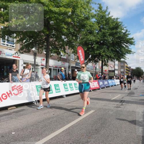 15.09.2024 - PSD Bank Halbmarathon Miley Keyser http://msf.ph/oto/7074616 15.09.2024 12:31:07 Ziel 1948, 2259, 2261, 2858, 3211, 3279, 3312, 3414, 3416, 3486, 3542 meine-sportfotos.de