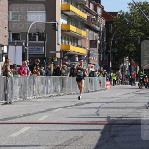 15.09.2024 - PSD Bank Halbmarathon Michael Strokosch http://msf.ph/oto/7074627 15.09.2024 11:02:06 Ziel 447, 448, 1001 meine-sportfotos.de