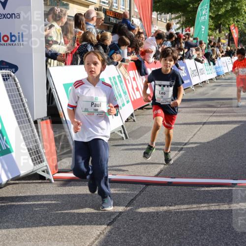 15.09.2024 - PSD Bank Halbmarathon Strokosch-Dieckow http://msf.ph/oto/7074637 15.09.2024 10:29:32 Ziel 5, 12, 47, 70, 150, 180, 194, 244, 254, 255, 271, 288, 297 meine-sportfotos.de