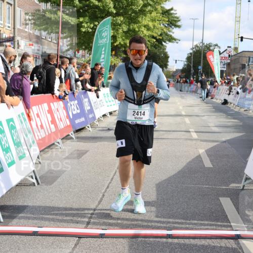 15.09.2024 - PSD Bank Halbmarathon Strokosch-Dieckow http://msf.ph/oto/7074671 15.09.2024 12:33:04 Ziel 2411, 2414, 2425, 3045, 3358, 3368 meine-sportfotos.de