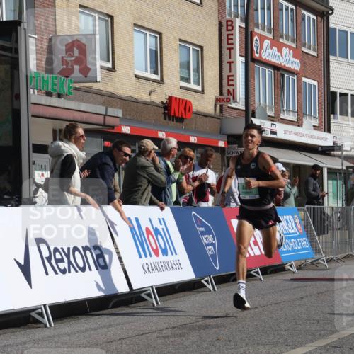15.09.2024 - PSD Bank Halbmarathon Michael Strokosch http://msf.ph/oto/7074685 15.09.2024 11:02:11 Ziel 447 meine-sportfotos.de