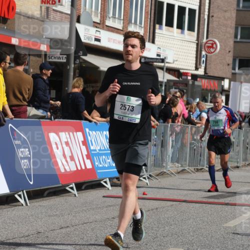 15.09.2024 - PSD Bank Halbmarathon Michael Strokosch http://msf.ph/oto/7074691 15.09.2024 12:14:40 Ziel 798, 972, 1544, 1896, 2350, 2557, 2573, 3132 meine-sportfotos.de