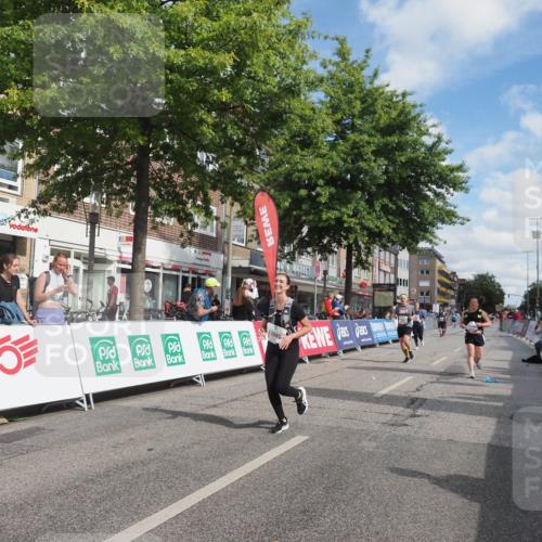 15.09.2024 - PSD Bank Halbmarathon Miley Keyser http://msf.ph/oto/7074720 15.09.2024 12:31:17 Ziel 1948, 1961, 2259, 2858, 3089, 3279, 3309, 3414, 3416, 3486, 3542 meine-sportfotos.de
