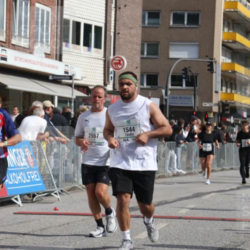 15.09.2024 - PSD Bank Halbmarathon Michael Strokosch http://msf.ph/oto/7074721 15.09.2024 12:14:44 Ziel 798, 972, 1544, 1896, 2390, 2530, 2557, 2573, 3168 meine-sportfotos.de