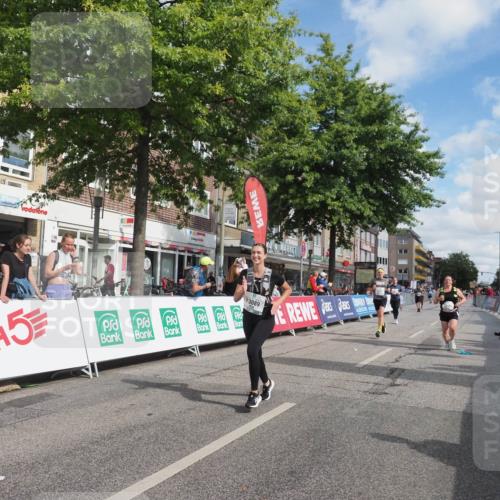 15.09.2024 - PSD Bank Halbmarathon Miley Keyser http://msf.ph/oto/7074725 15.09.2024 12:31:17 Ziel 1948, 1961, 2259, 2858, 3089, 3279, 3309, 3414, 3416, 3486, 3542 meine-sportfotos.de