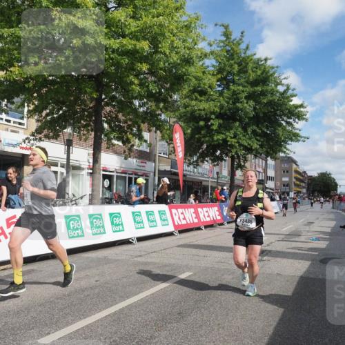15.09.2024 - PSD Bank Halbmarathon Miley Keyser http://msf.ph/oto/7074766 15.09.2024 12:31:19 Ziel 1948, 1961, 2259, 2858, 3089, 3279, 3309, 3414, 3416, 3486, 3542 meine-sportfotos.de