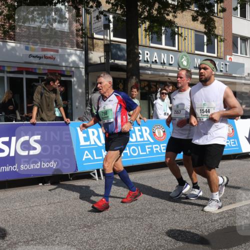 15.09.2024 - PSD Bank Halbmarathon Michael Strokosch http://msf.ph/oto/7074785 15.09.2024 12:14:48 Ziel 798, 972, 1544, 1950, 2390, 2530, 2557, 2573, 3000, 3052, 3168 meine-sportfotos.de