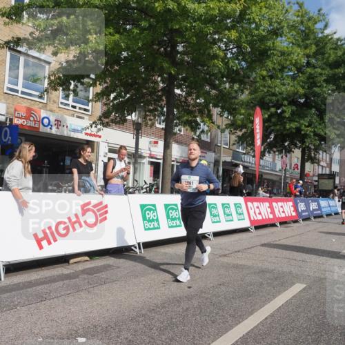 15.09.2024 - PSD Bank Halbmarathon Miley Keyser http://msf.ph/oto/7074795 15.09.2024 12:31:23 Ziel 1948, 1961, 2259, 2858, 3089, 3309, 3416, 3486, 3542 meine-sportfotos.de