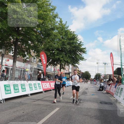 15.09.2024 - PSD Bank Halbmarathon Miley Keyser http://msf.ph/oto/7074849 15.09.2024 12:31:35 Ziel 1866, 1961, 2068, 2887, 3309 meine-sportfotos.de