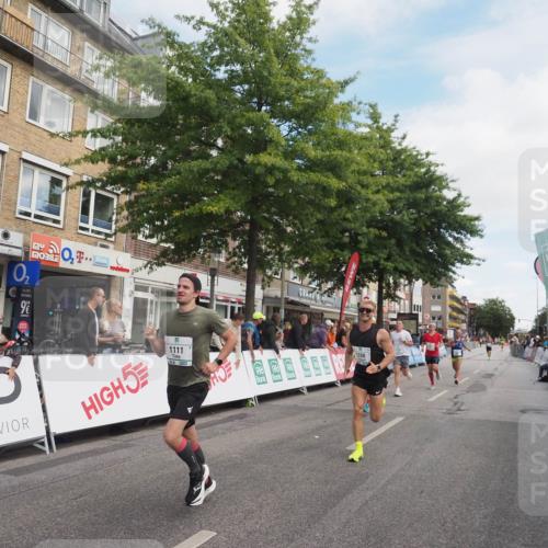 15.09.2024 - PSD Bank Halbmarathon Miley Keyser http://msf.ph/oto/7074870 15.09.2024 11:30:32 Ziel 682, 1051, 1111, 1125, 1132, 1208, 1483 meine-sportfotos.de