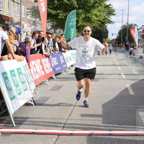 15.09.2024 - PSD Bank Halbmarathon Strokosch-Dieckow http://msf.ph/oto/7074873 15.09.2024 12:33:09 Ziel 2411, 2414, 2425, 3045, 3358 meine-sportfotos.de