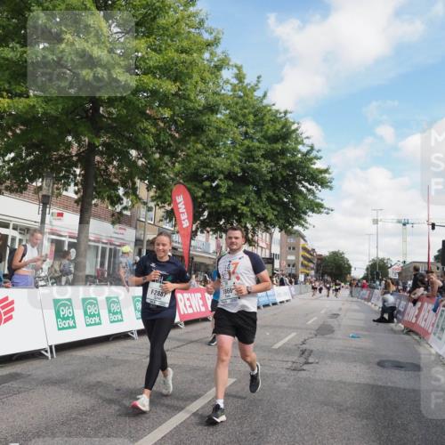 15.09.2024 - PSD Bank Halbmarathon Miley Keyser http://msf.ph/oto/7074887 15.09.2024 12:31:36 Ziel 1866, 1961, 2068, 2887, 3309 meine-sportfotos.de