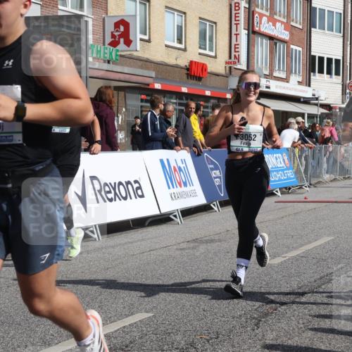 15.09.2024 - PSD Bank Halbmarathon Michael Strokosch http://msf.ph/oto/7074888 15.09.2024 12:14:55 Ziel 798, 1544, 1950, 1964, 2091, 2118, 2390, 2530, 2557, 3000, 3052, 3168 meine-sportfotos.de