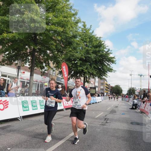 15.09.2024 - PSD Bank Halbmarathon Miley Keyser http://msf.ph/oto/7074892 15.09.2024 12:31:36 Ziel 1866, 1961, 2068, 2887, 3309 meine-sportfotos.de