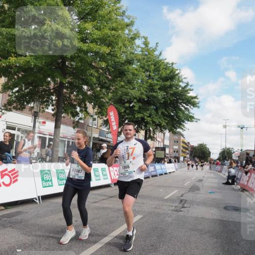 15.09.2024 - PSD Bank Halbmarathon Miley Keyser http://msf.ph/oto/7074896 15.09.2024 12:31:37 Ziel 1866, 1961, 2068, 2887, 3309 meine-sportfotos.de