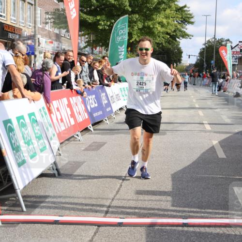 15.09.2024 - PSD Bank Halbmarathon Strokosch-Dieckow http://msf.ph/oto/7074904 15.09.2024 12:33:09 Ziel 2411, 2414, 2425, 3045, 3358 meine-sportfotos.de