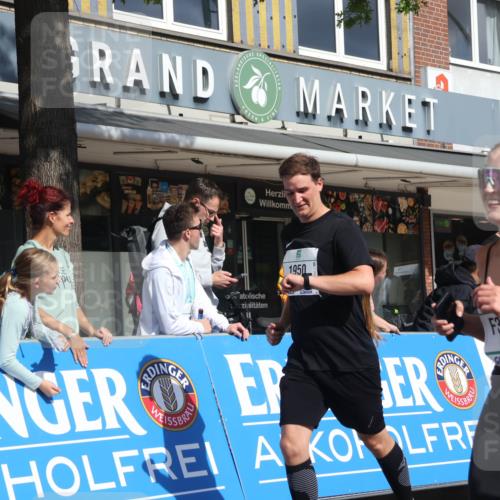 15.09.2024 - PSD Bank Halbmarathon Michael Strokosch http://msf.ph/oto/7074909 15.09.2024 12:14:56 Ziel 798, 1950, 1964, 2091, 2118, 2390, 2530, 2557, 3000, 3052, 3168 meine-sportfotos.de