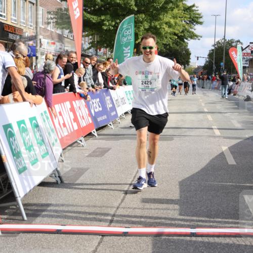 15.09.2024 - PSD Bank Halbmarathon Strokosch-Dieckow http://msf.ph/oto/7074942 15.09.2024 12:33:09 Ziel 2411, 2414, 2425, 3045, 3358 meine-sportfotos.de