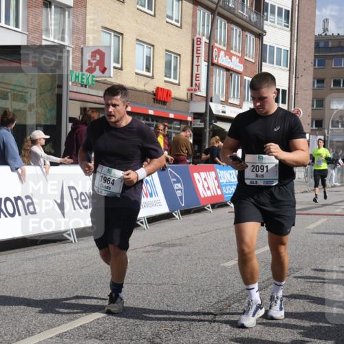 15.09.2024 - PSD Bank Halbmarathon Michael Strokosch http://msf.ph/oto/7074972 15.09.2024 12:15:04 Ziel 1950, 1964, 2091, 2118, 2390, 2522, 2530, 3000, 3052, 3078, 3079, 3168, 3170 meine-sportfotos.de