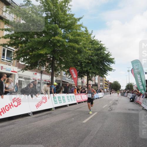 15.09.2024 - PSD Bank Halbmarathon Miley Keyser http://msf.ph/oto/7074973 15.09.2024 11:30:39 Ziel 682, 712, 1051, 1110, 1111, 1125, 1132, 1483, 2601 meine-sportfotos.de