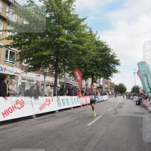 15.09.2024 - PSD Bank Halbmarathon Miley Keyser http://msf.ph/oto/7074977 15.09.2024 11:30:39 Ziel 682, 712, 1051, 1110, 1111, 1125, 1132, 1483, 2601 meine-sportfotos.de