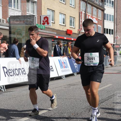 15.09.2024 - PSD Bank Halbmarathon Michael Strokosch http://msf.ph/oto/7074980 15.09.2024 12:15:04 Ziel 1950, 1964, 2091, 2118, 2390, 2522, 2530, 3000, 3052, 3078, 3079, 3168, 3170 meine-sportfotos.de