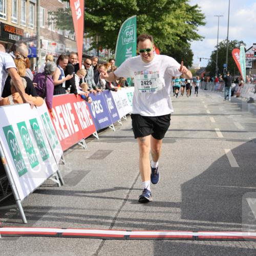 15.09.2024 - PSD Bank Halbmarathon Strokosch-Dieckow http://msf.ph/oto/7074998 15.09.2024 12:33:09 Ziel 2411, 2414, 2425, 3045, 3358 meine-sportfotos.de