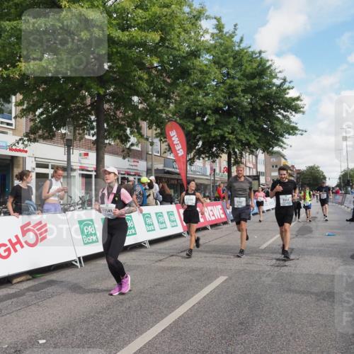 15.09.2024 - PSD Bank Halbmarathon Miley Keyser http://msf.ph/oto/7074999 15.09.2024 12:31:49 Ziel 1866, 2068, 2192, 2352, 2358, 2423, 2887, 3014, 3203, 3207, 3356, 3541 meine-sportfotos.de