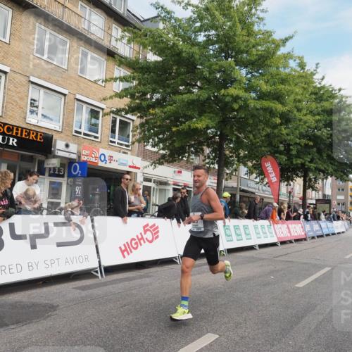 15.09.2024 - PSD Bank Halbmarathon Miley Keyser http://msf.ph/oto/7075010 15.09.2024 11:30:40 Ziel 712, 1051, 1110, 1125, 1132, 1483, 2601 meine-sportfotos.de