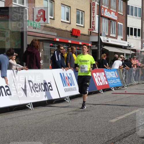 15.09.2024 - PSD Bank Halbmarathon Michael Strokosch http://msf.ph/oto/7075011 15.09.2024 12:15:08 Ziel 1964, 2091, 2097, 2118, 2234, 2258, 2522, 3078, 3079, 3080, 3170, 3548 meine-sportfotos.de