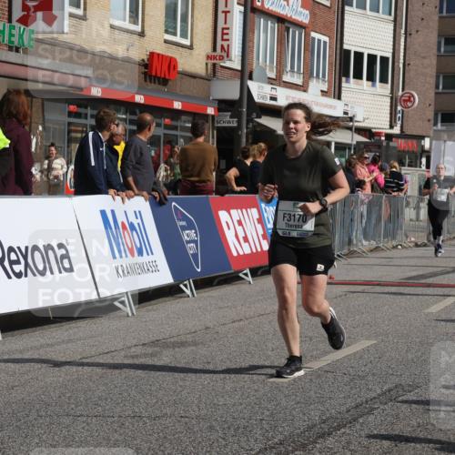 15.09.2024 - PSD Bank Halbmarathon Michael Strokosch http://msf.ph/oto/7075027 15.09.2024 12:15:09 Ziel 1964, 2091, 2097, 2118, 2234, 2258, 2522, 3078, 3079, 3080, 3170, 3375, 3376, 3548 meine-sportfotos.de