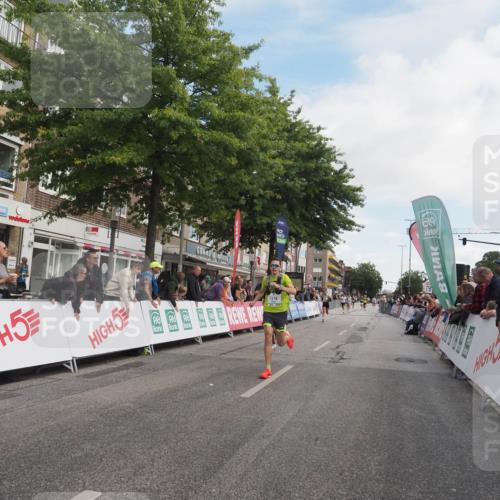 15.09.2024 - PSD Bank Halbmarathon Miley Keyser http://msf.ph/oto/7075034 15.09.2024 11:30:47 Ziel 701, 712, 918, 1038, 1110, 1125, 1137, 1165, 2461, 2475, 2476, 2601 meine-sportfotos.de