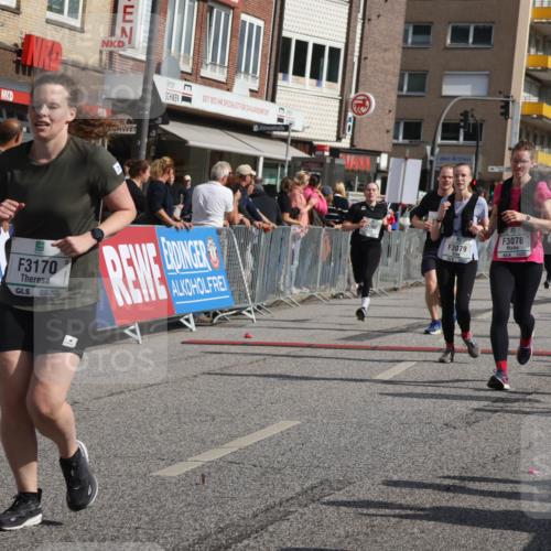 15.09.2024 - PSD Bank Halbmarathon Michael Strokosch http://msf.ph/oto/7075039 15.09.2024 12:15:10 Ziel 1964, 2091, 2097, 2118, 2234, 2258, 2522, 3078, 3079, 3080, 3170, 3353, 3375, 3376, 3548 meine-sportfotos.de